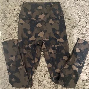 Balance Athletica Ascend pant Base Camp